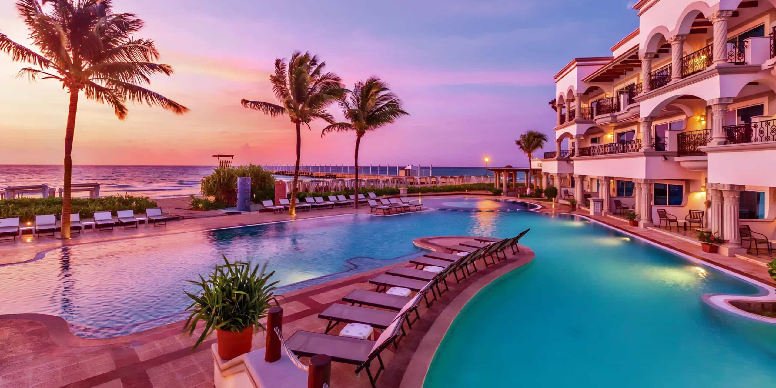 Private Shuttle from Hilton Playa del Carmen to Cancun Airport
