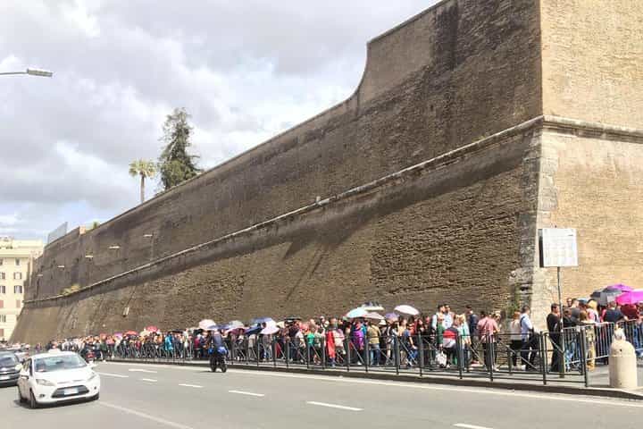 SISTINE CHAPEL ,VATICAN MUSEUM & Rafael Rooms Fast track Entry