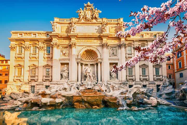 Private Transfer from Florence to Rome with 2h Sightseeing Stop