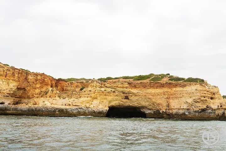 Excursion to the Benangil Caves from Lisbon