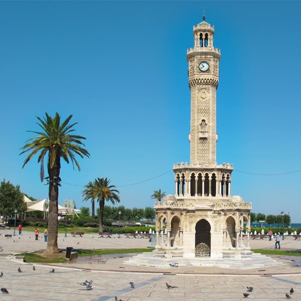 Izmir Explorer: Stay, Discover & Customize Your Trip
