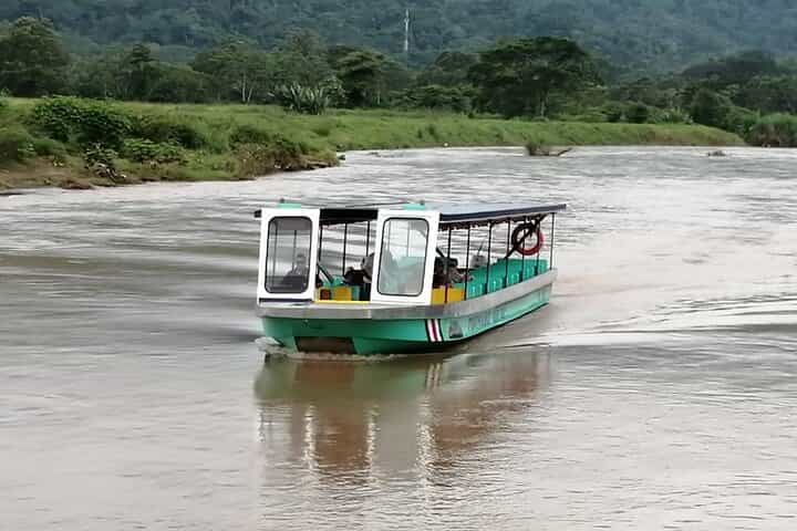 Tropical Rainforest River Cruise and Zipline in Puntarenas