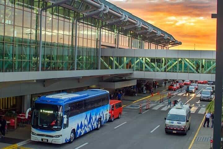 Private Transportation From San Jose to Jaco Puntarenas