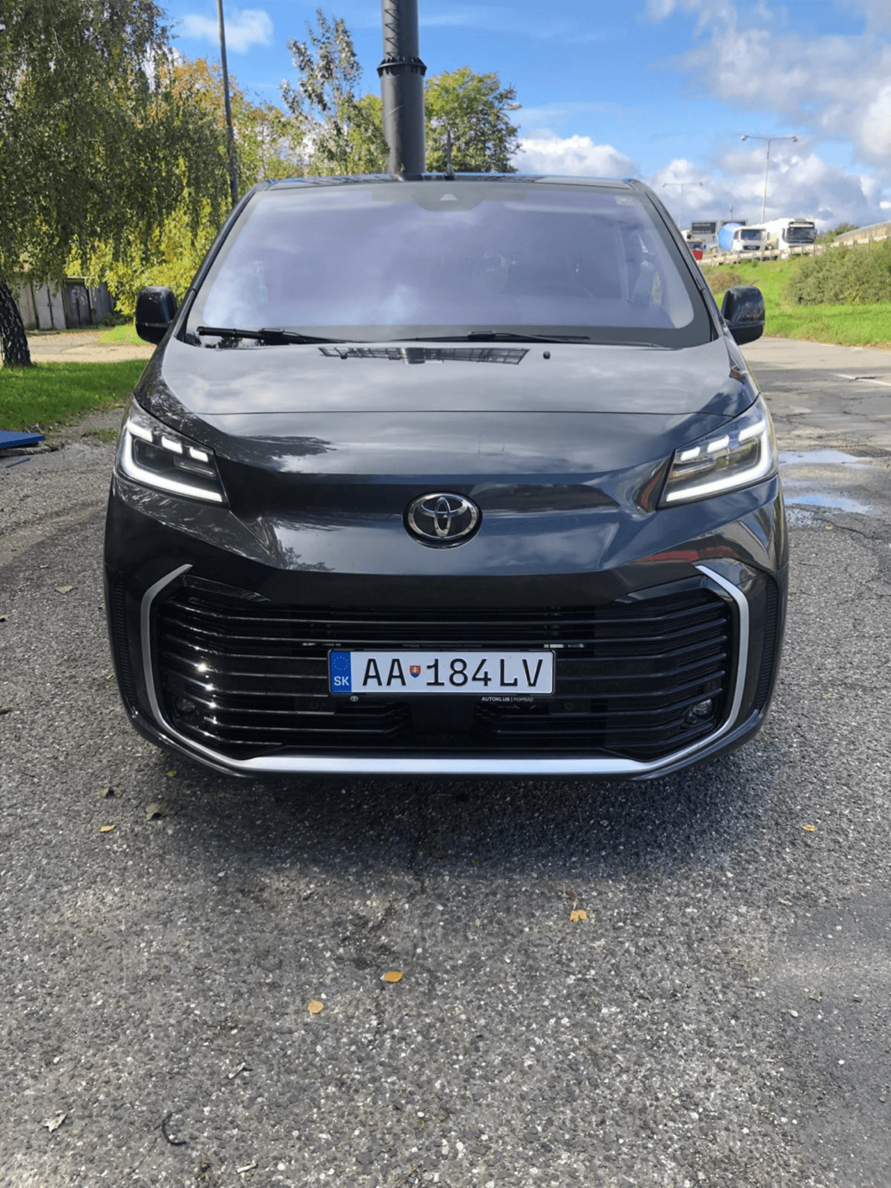 Private Transfer from Budapest to Vienna with Bratislava City Tour