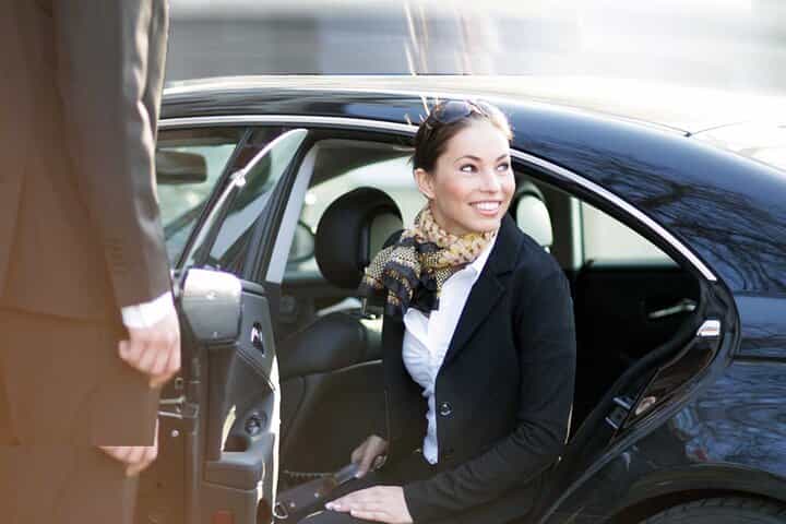 Private Auckland Airport Transfer to/from Auckland Hotels -SUV