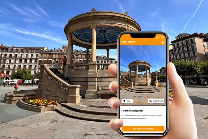 Pamplona Self-Guided City Walking Tour & Scavenger Hunt