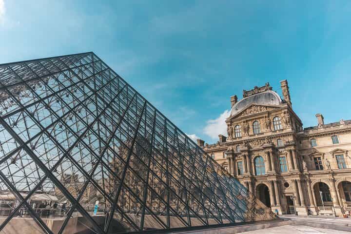 Photographer, Professional Photo Shoot - Louvre