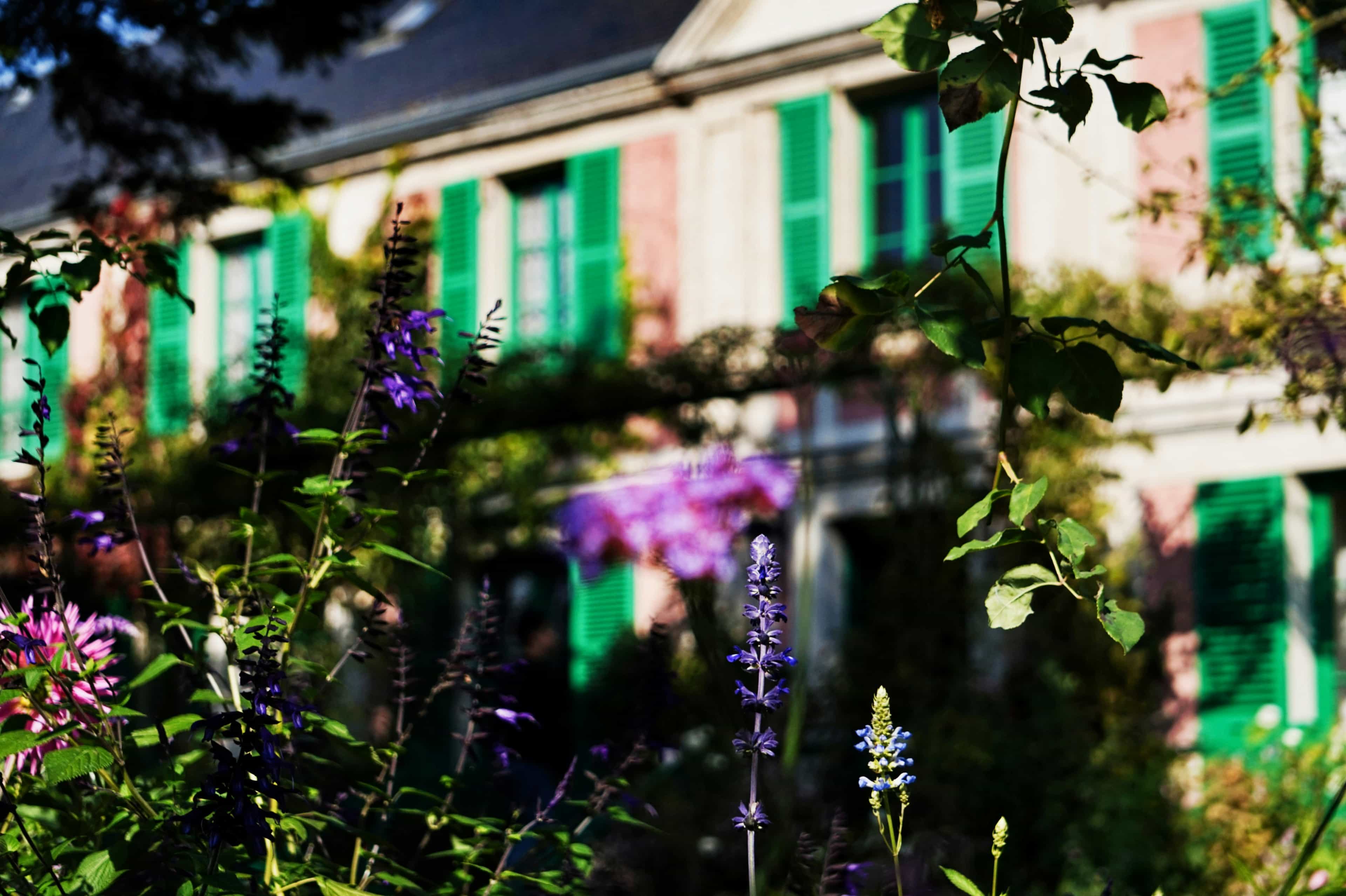 Giverny (Monet's House & Garden) | Full Day Private Tour