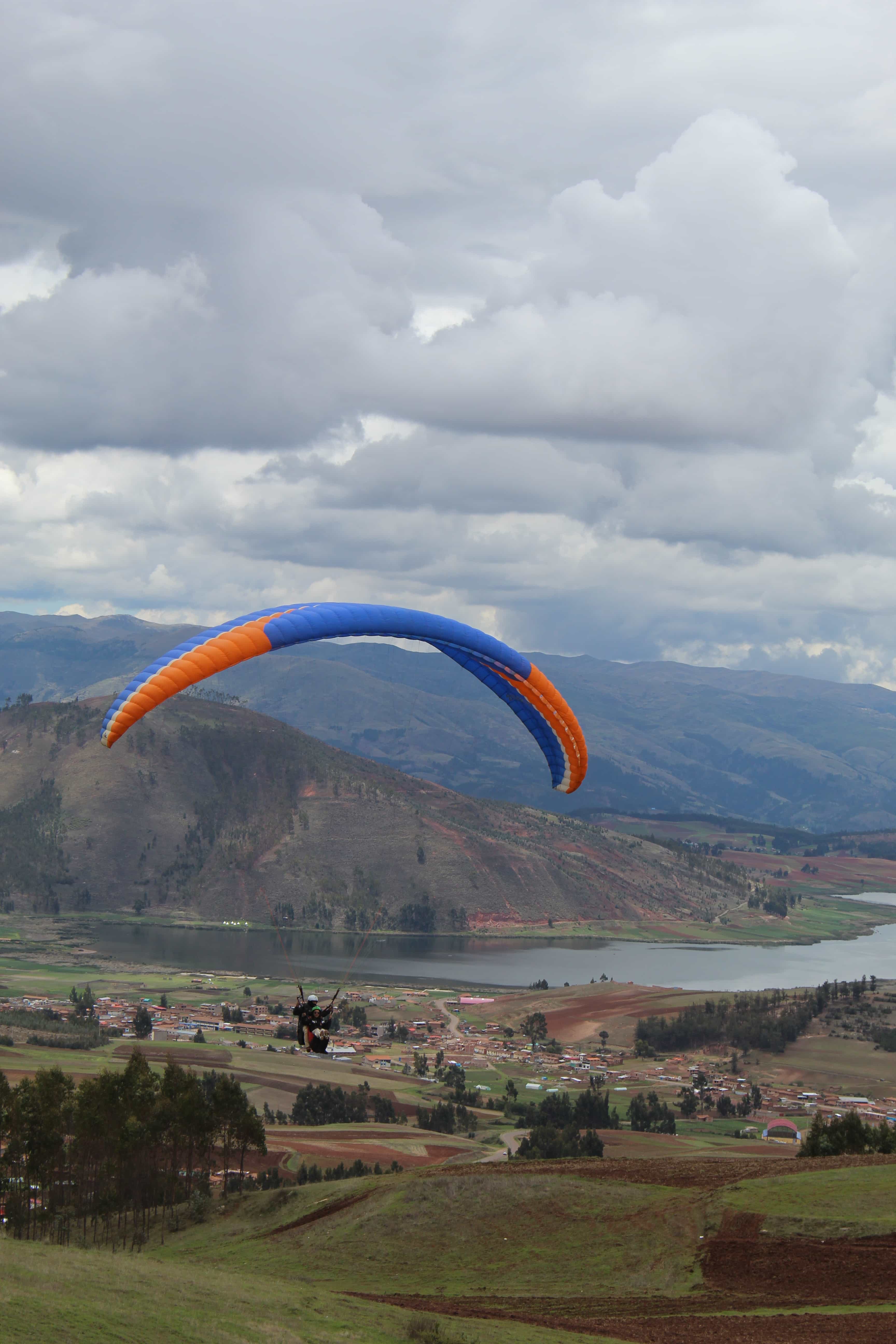 Parapente en el Valle Sagrado