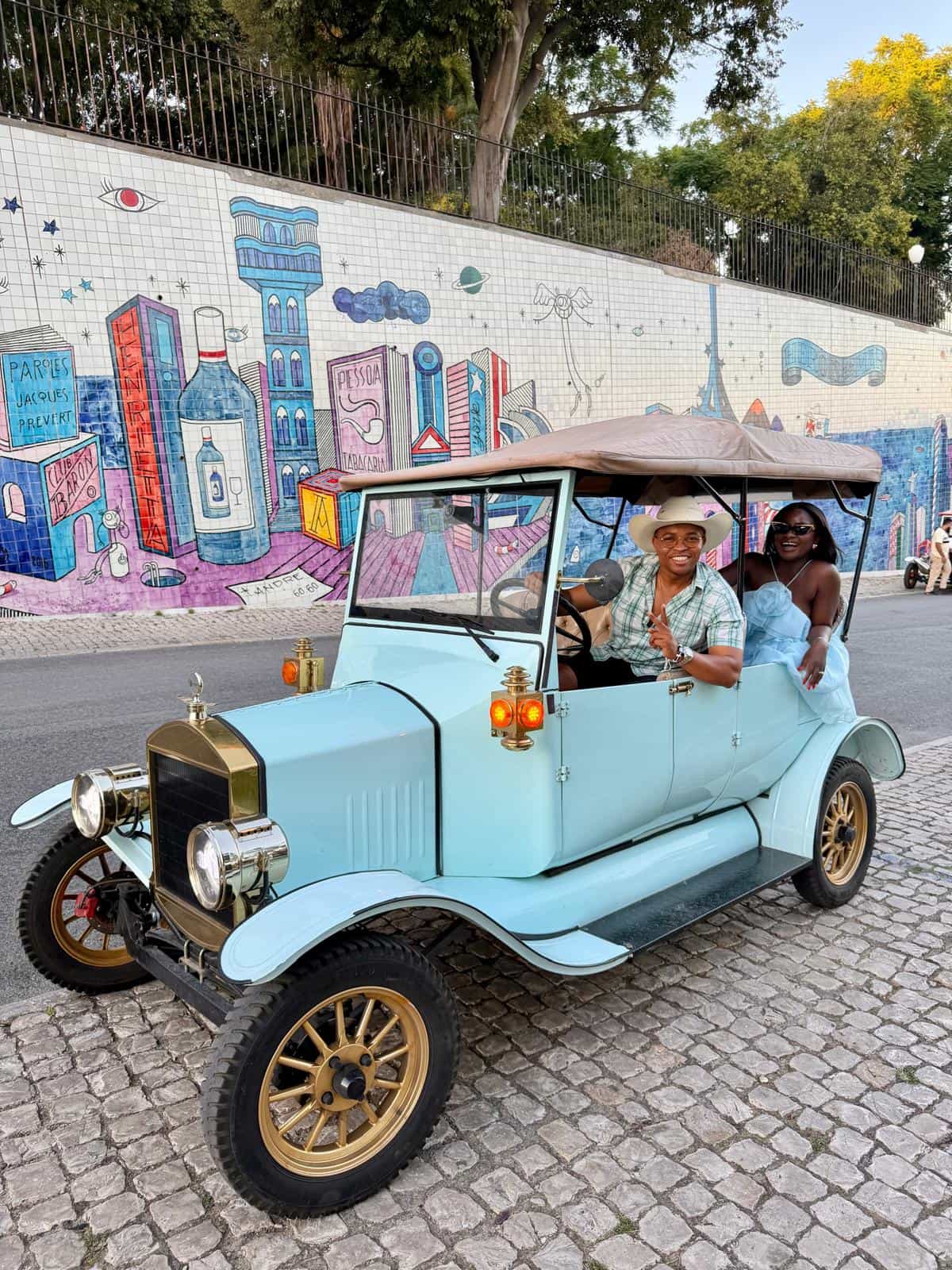 ALFAMA XPLORE - 2 Hours for up to 6 people