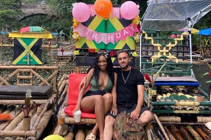 Montego Bay: Bamboo Rafting & Massage