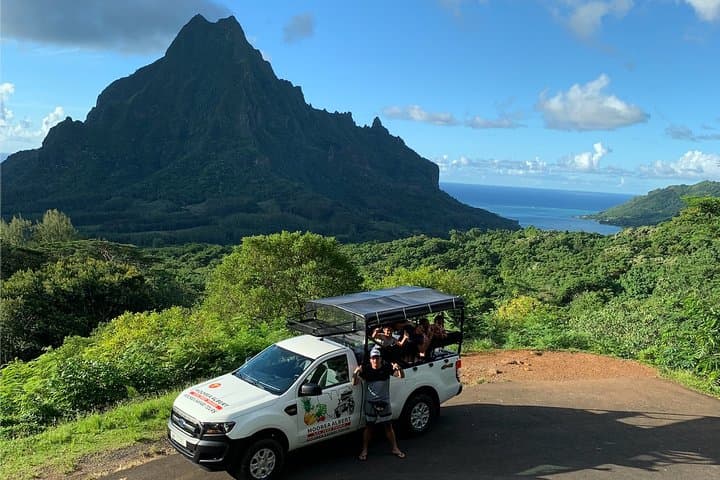 4x4 Moorea Safari Tours : With Hotel transfers