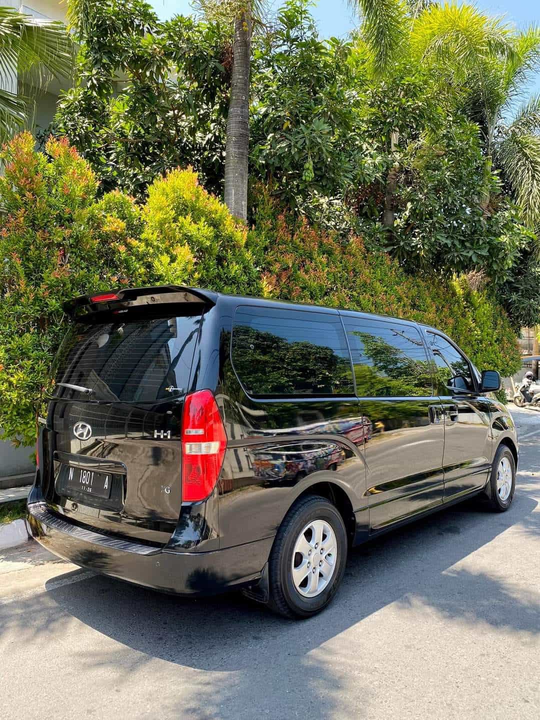 Bali airport transfer check in or check out Nusa dua area Luxury Car