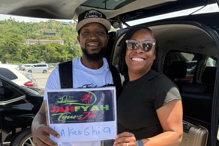 Excellence Oyster bay EXCLUSIVE private airport transfer