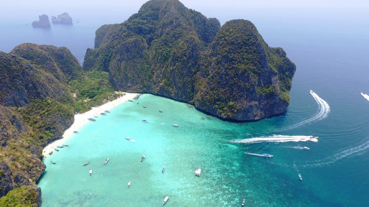Phi Phi Islands 9AM. - Daytime Delight