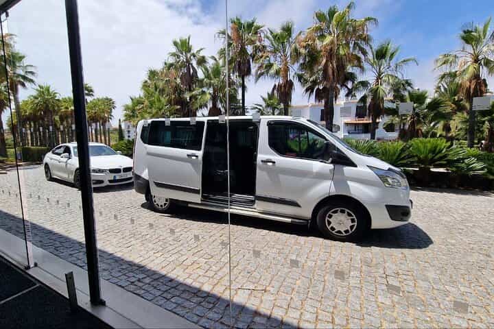 Vale do Lobo/Qta do Lago Golf Courses (Minibuses 8pax/roundtrip)