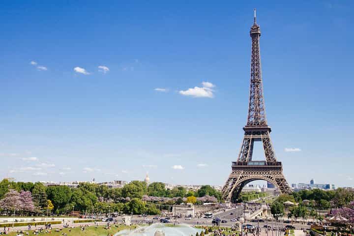 Rouen to Paris – Eiffel Tower & Louvre | Private Tour