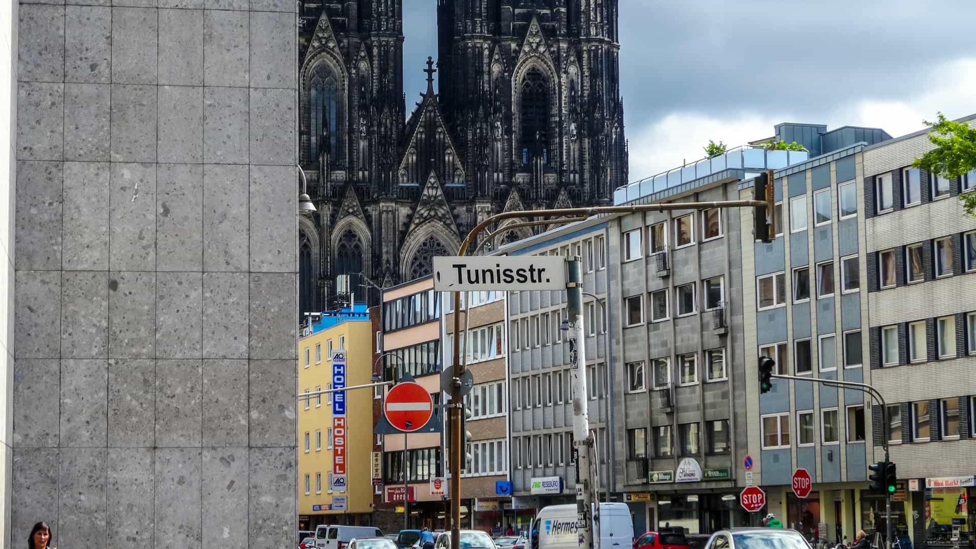 Cologne Highlights Audio Tour: Old Town Treasures and Cathedral Wonders