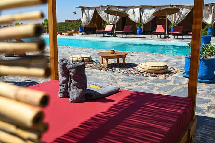 Agafay Desert Pool Day & Moroccan Dinner with Live Show