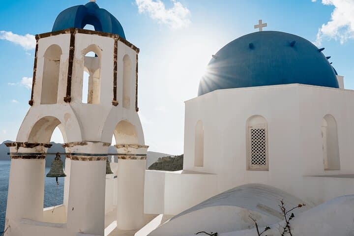 Full day tour in Santorini (private)