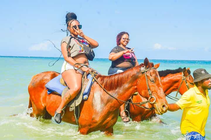 Horseback Riding/Swimming and Dunn's River from Ocho Rios