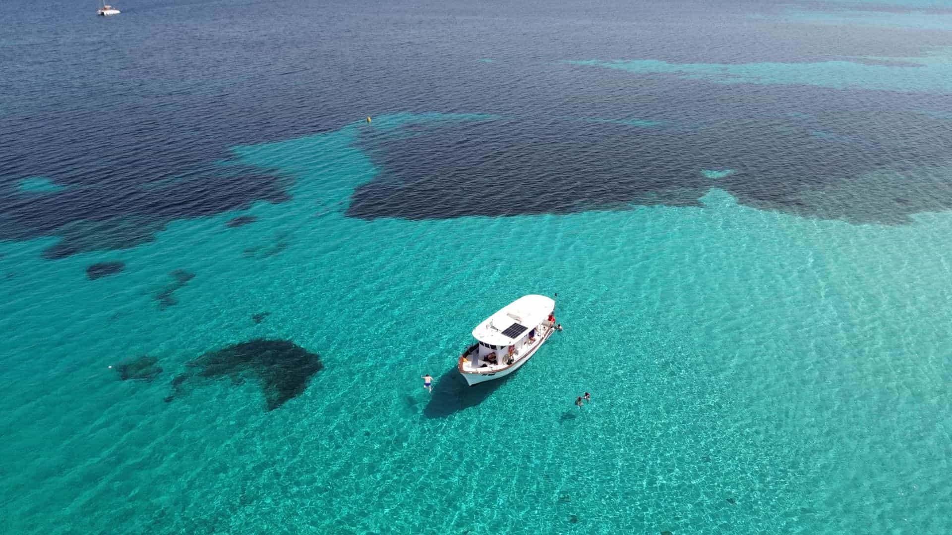 From San Teodoro: fishing tourism excursion to Tavolara