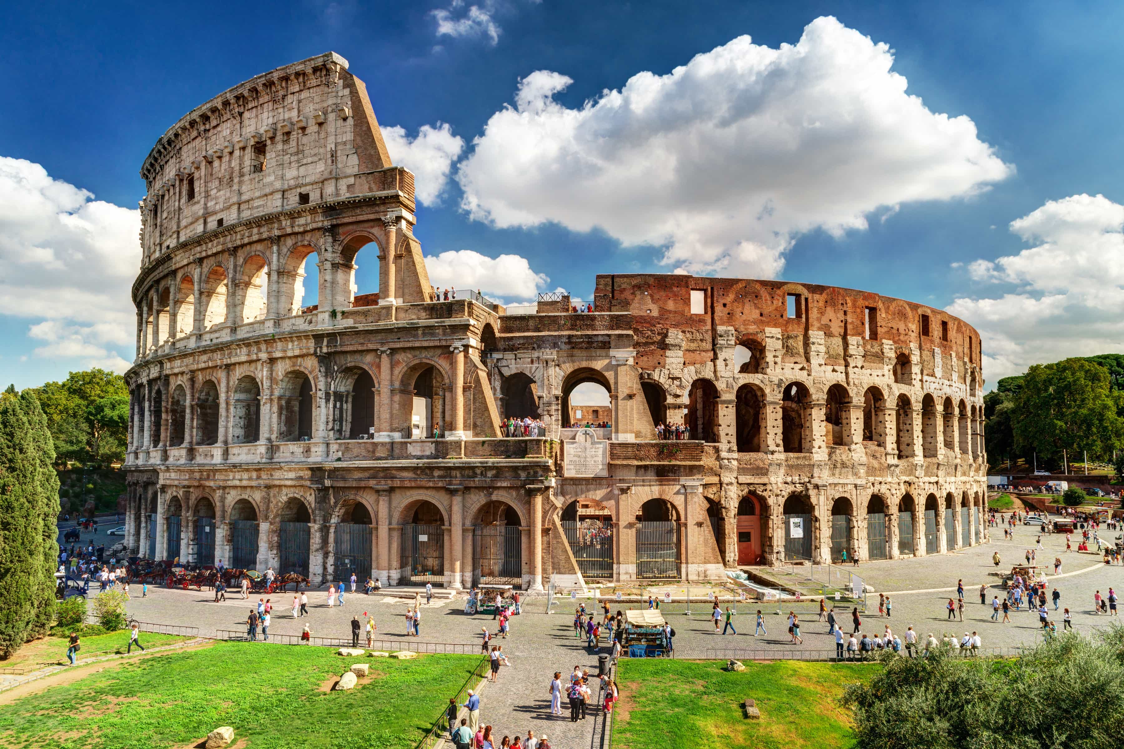 Exclusive Semi-Private Guided Tour of Colosseum, Roman Forum & Palatine Hill (Pre-booked entry)