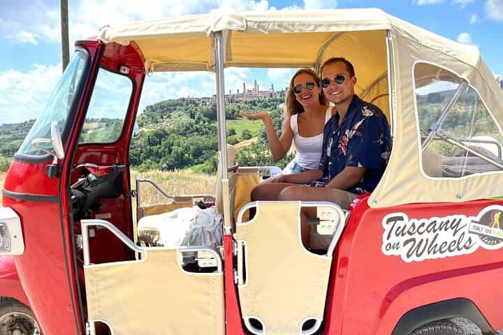 Tuscany Wine tour by Tuk Tuk with Lunch for 2