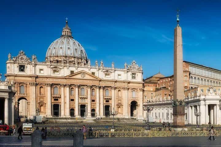 Vatican: Museums & Sistine Chapel Semi-Private Morning Tour