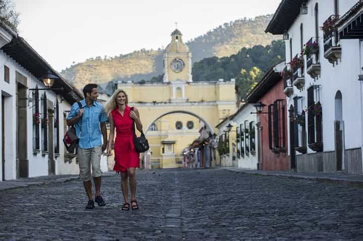 Easy Antigua Guatemala from Quetzal Port