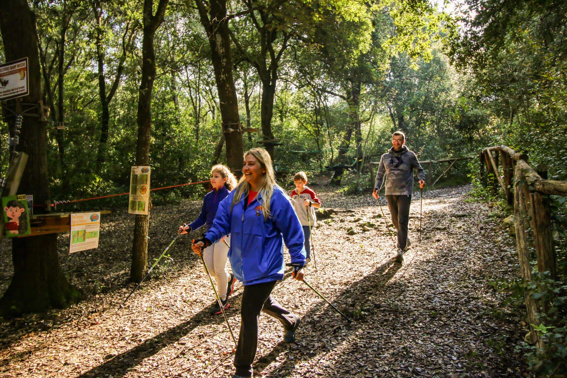 NORDIC WALKING immersi in un meraviglioso e fresco bosco di querce, per scoprire la natura a passo lento e profondo