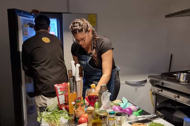 Gastronomic workshop tour, live cooking, Learn about the Ecuadorian culinary art