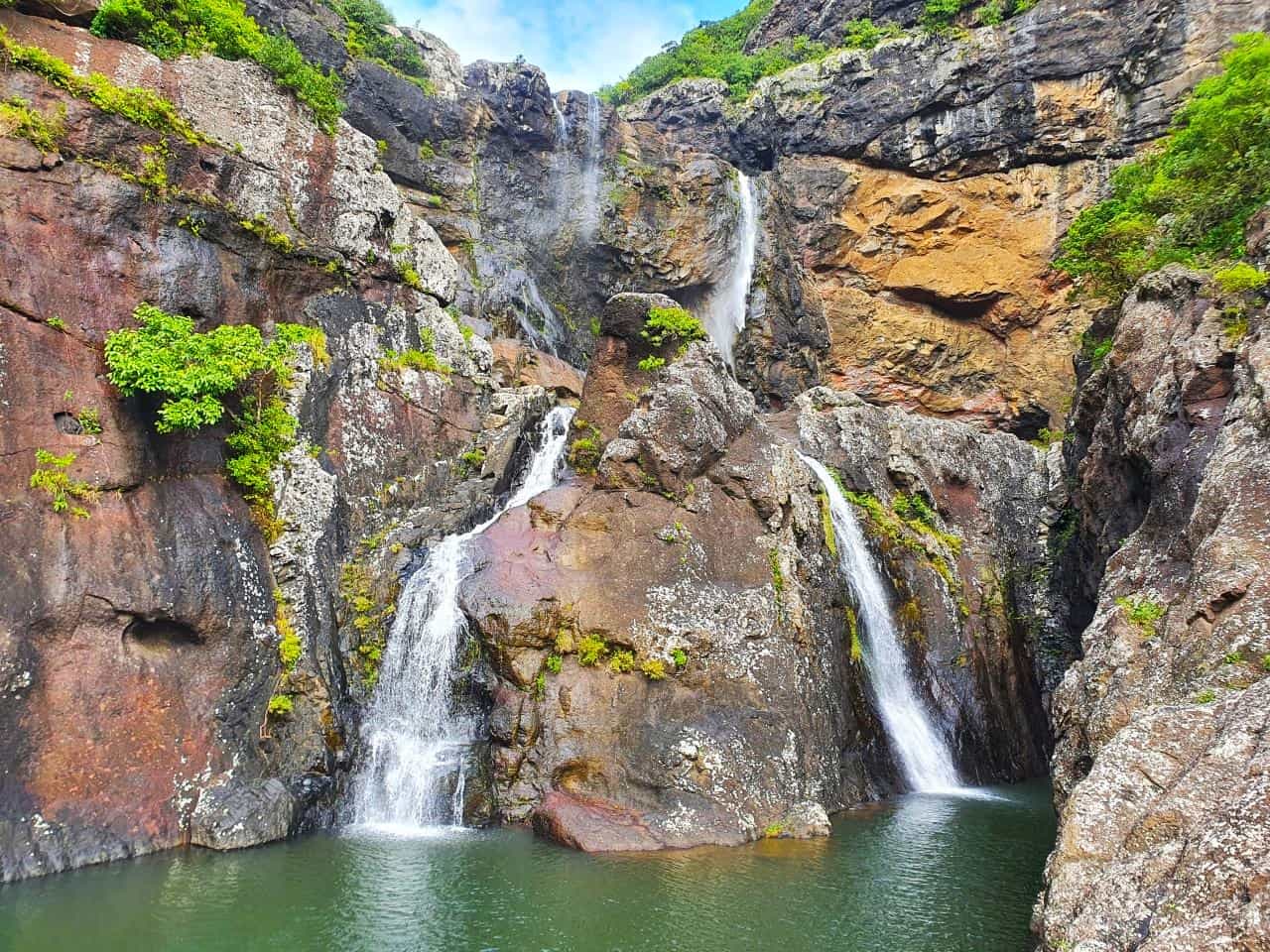 7 Waterfalls (Medium Loop)