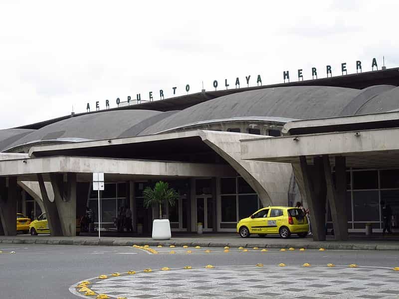 Traslado Alojamiento a Aeropuerto Olaya Herrera Medellín