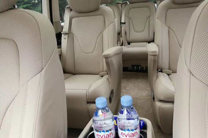 Hong Kong Kowloon Ocean Cruise Terminal private transfer, pick up