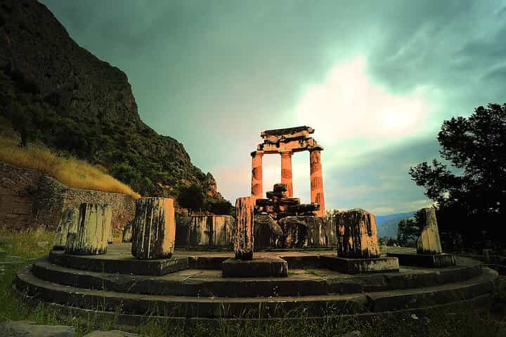1-Day Private Tour from Athens to Delphi Archaeological Sites 1-Day Private Tour from Athens to Delphi Archaeological Sites