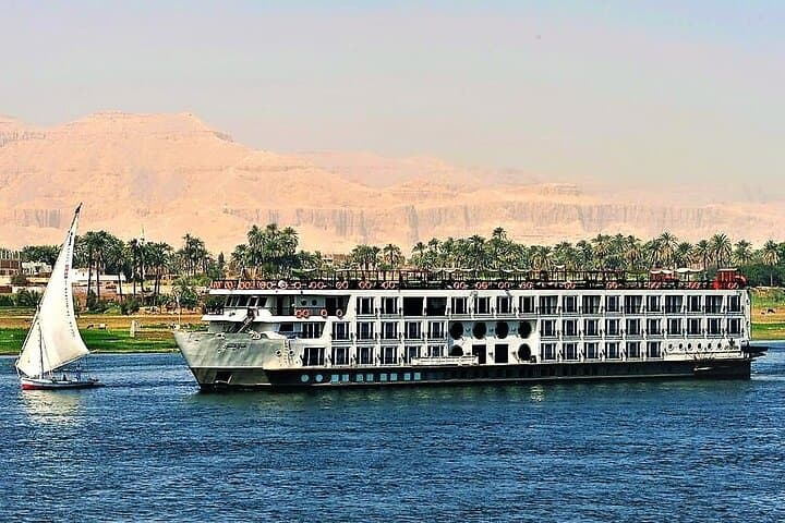 Aswan in 3 Days for Couples - Abu Simbel Temples Aswan in 3 Days for Couples - Abu Simbel Temples