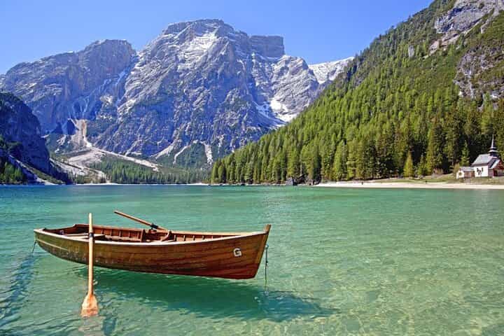A day among the most beautiful mountains in the world — Dolomites & Lago di Braies (from Venice) A day among the most beautiful mountains in the world — Dolomites & Lago di Braies (from Venice)