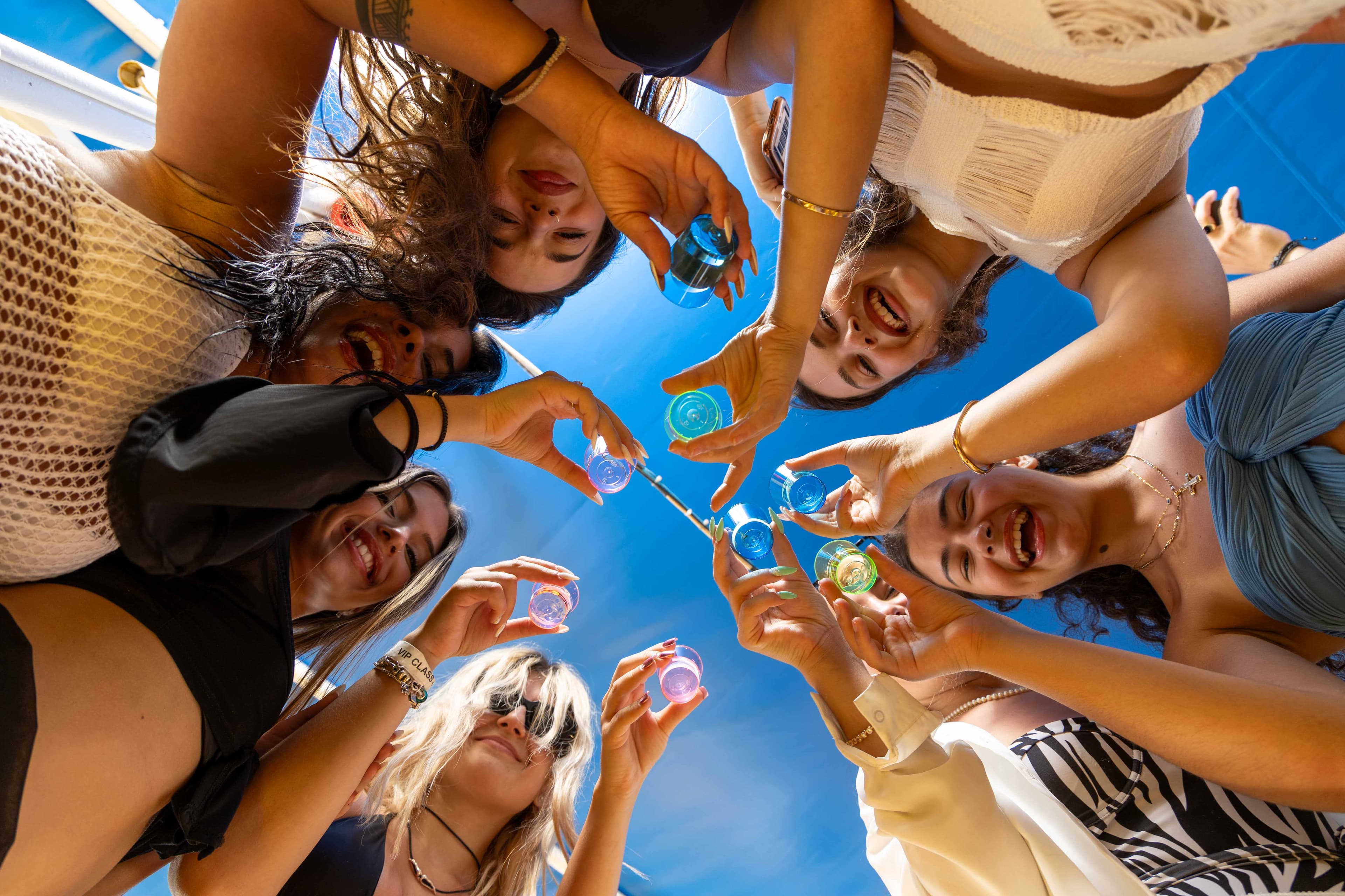 Athens in 1 Day for Friends - Visit 3 Saronic Gulf stops: Agistri, Metopi islet and Perdika (Aegina) Athens in 1 Day for Friends - Visit 3 Saronic Gulf stops: Agistri, Metopi islet and Perdika (Aegina)