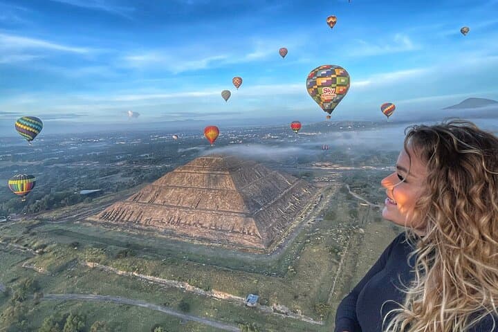 Balloon Flight and Teotihuacan Tour w/Breakfast from Mexico City Balloon Flight and Teotihuacan Tour w/Breakfast from Mexico City