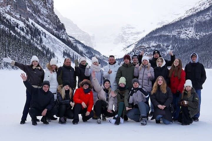 Calgary in 1 Day for Couples - Emerald waters and lakeside views at Lake Louise Calgary in 1 Day for Couples - Emerald waters and lakeside views at Lake Louise