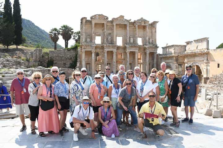 Kuşadası in 1 Day - Guided walk through Ephesus Ancient City (Celsus Library, Great Theatre, Curetes Street) Kuşadası in 1 Day - Guided walk through Ephesus Ancient City (Celsus Library, Great Theatre, Curetes Street)