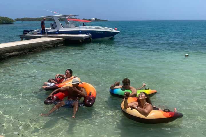 Cartagena VIP Boat Tour: Rosario Islands & Snorkel Cartagena VIP Boat Tour: Rosario Islands & Snorkel