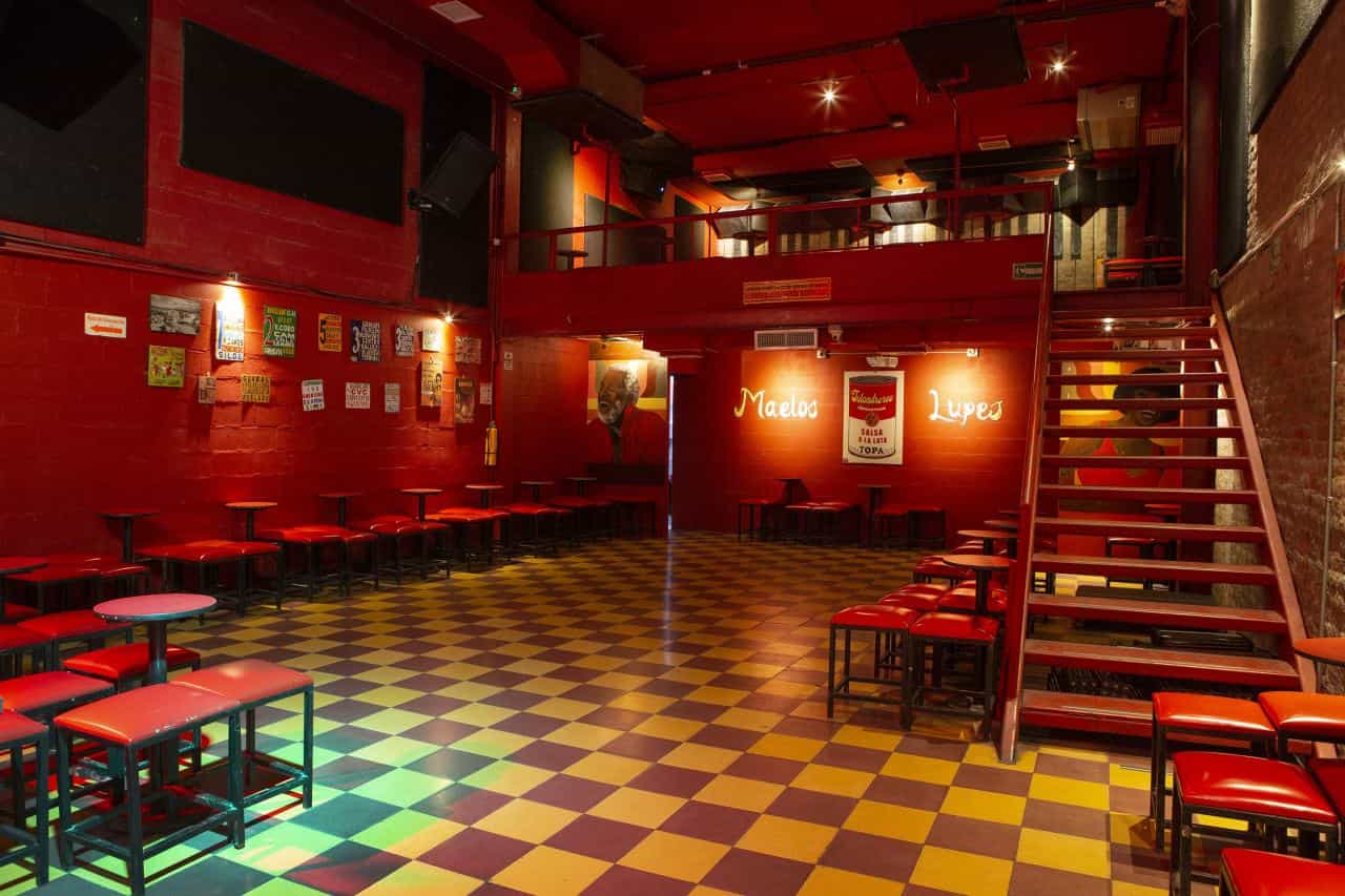 Cena y Show de Salsa en Cali Cena y Show de Salsa en Cali