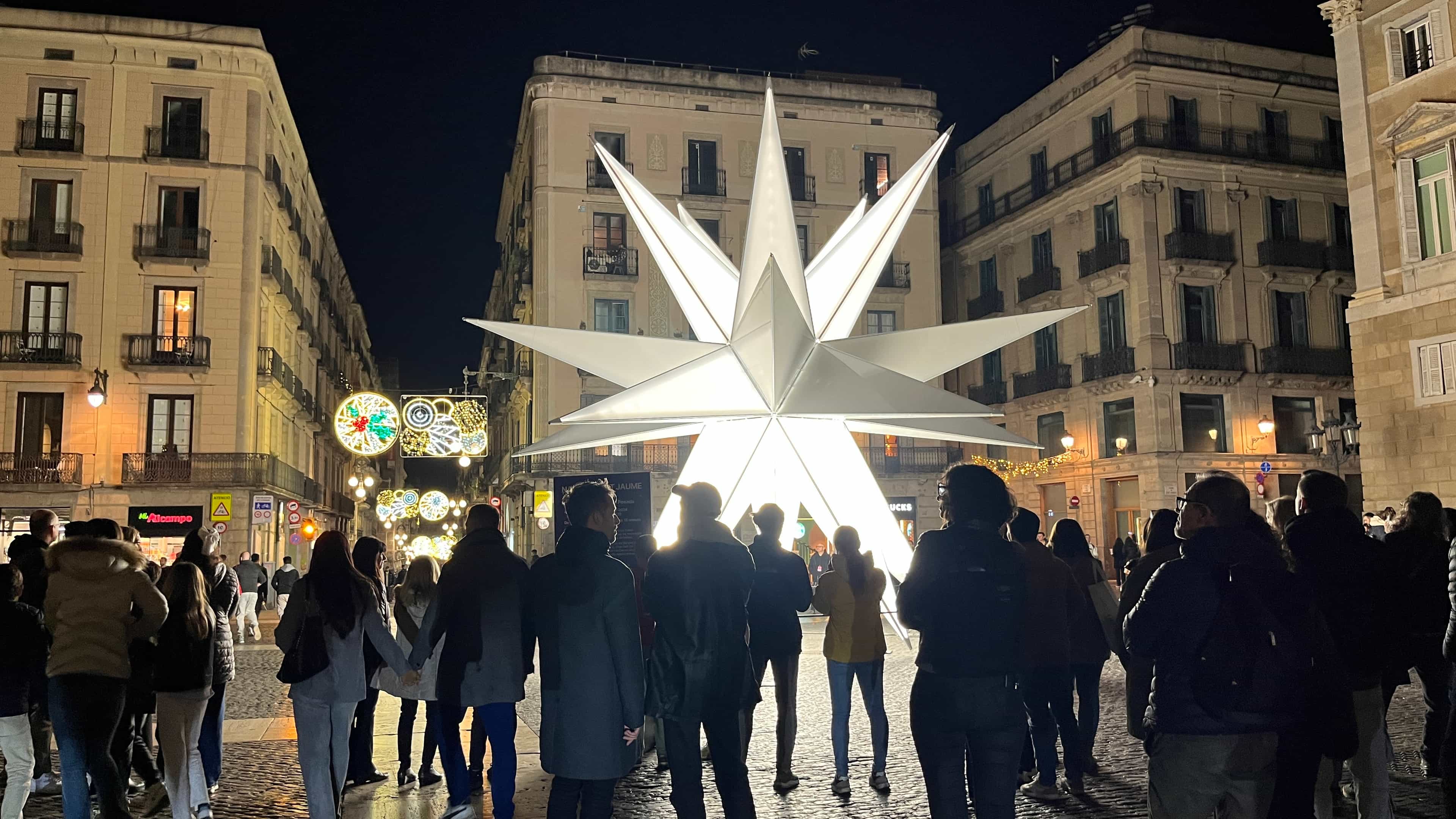Christmas 2025: Lights and Markets Bike Tour (Couples) Christmas 2025: Lights and Markets Bike Tour (Couples)