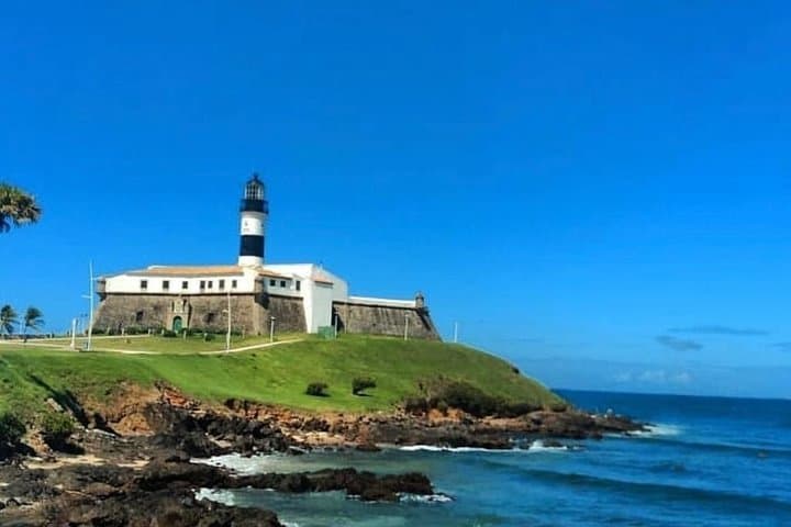 Salvador in 1 Day for Couples - Photo viewpoint at Farol da Barra (Forte de Santo Antônio) Salvador in 1 Day for Couples - Photo viewpoint at Farol da Barra (Forte de Santo Antônio)