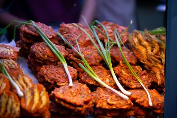 Colombo Tuk Tuk Adventure — Food & Culture (Couples) Colombo Tuk Tuk Adventure — Food & Culture (Couples)