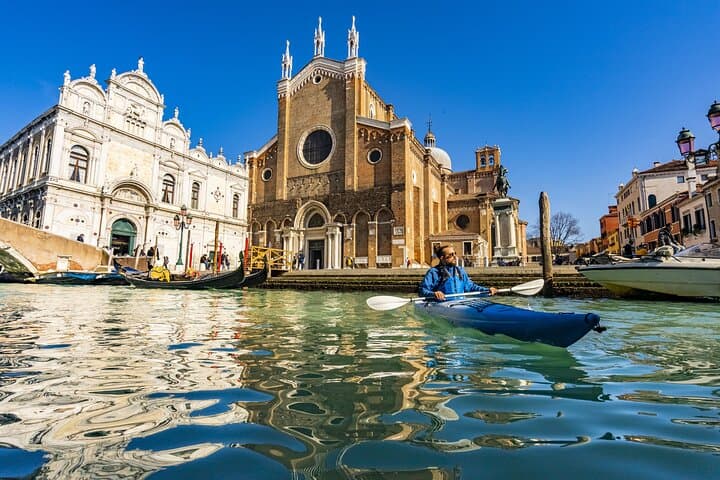 Cultural Kayak Tour: Discovering Venice’s Canals (Friends) Cultural Kayak Tour: Discovering Venice’s Canals (Friends)