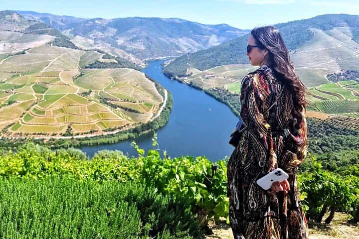 Douro Valley — Expert Guide, Rabelo Boat Cruise, Two Wineries, Lunch & Tastings (1 day) Douro Valley — Expert Guide, Rabelo Boat Cruise, Two Wineries, Lunch & Tastings (1 day)