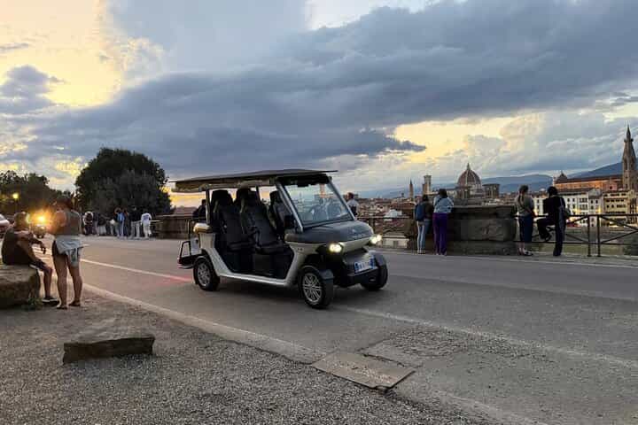 Florence: Scenic tour of Piazzale Michelangelo with tasting Florence: Scenic tour of Piazzale Michelangelo with tasting